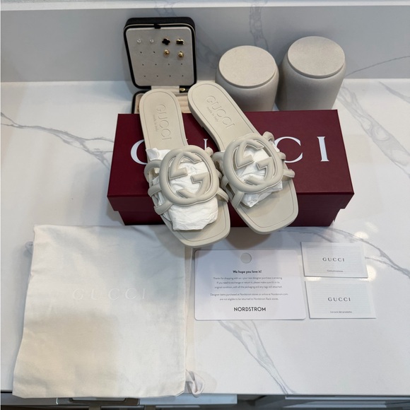 Gucci Beige Sandals - Picture 4 of 5